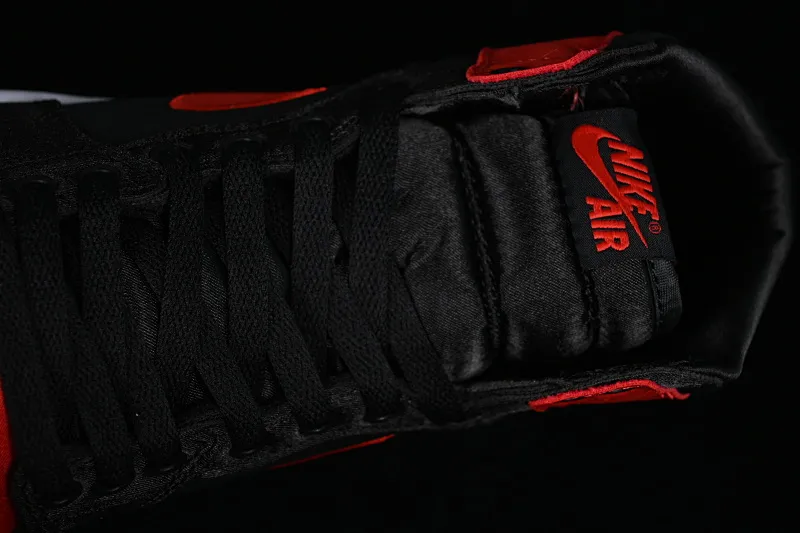 All categories Air Jordan Jordan series basketball shoes Air Jordan 1 High Z version Air Jordan 1 High OG "Satin Bred" AJ1 Joe 1 silk forbidden wear FD4810-061